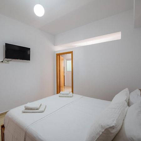 Aleksander Aparthotel Ksamil Ngoại thất bức ảnh