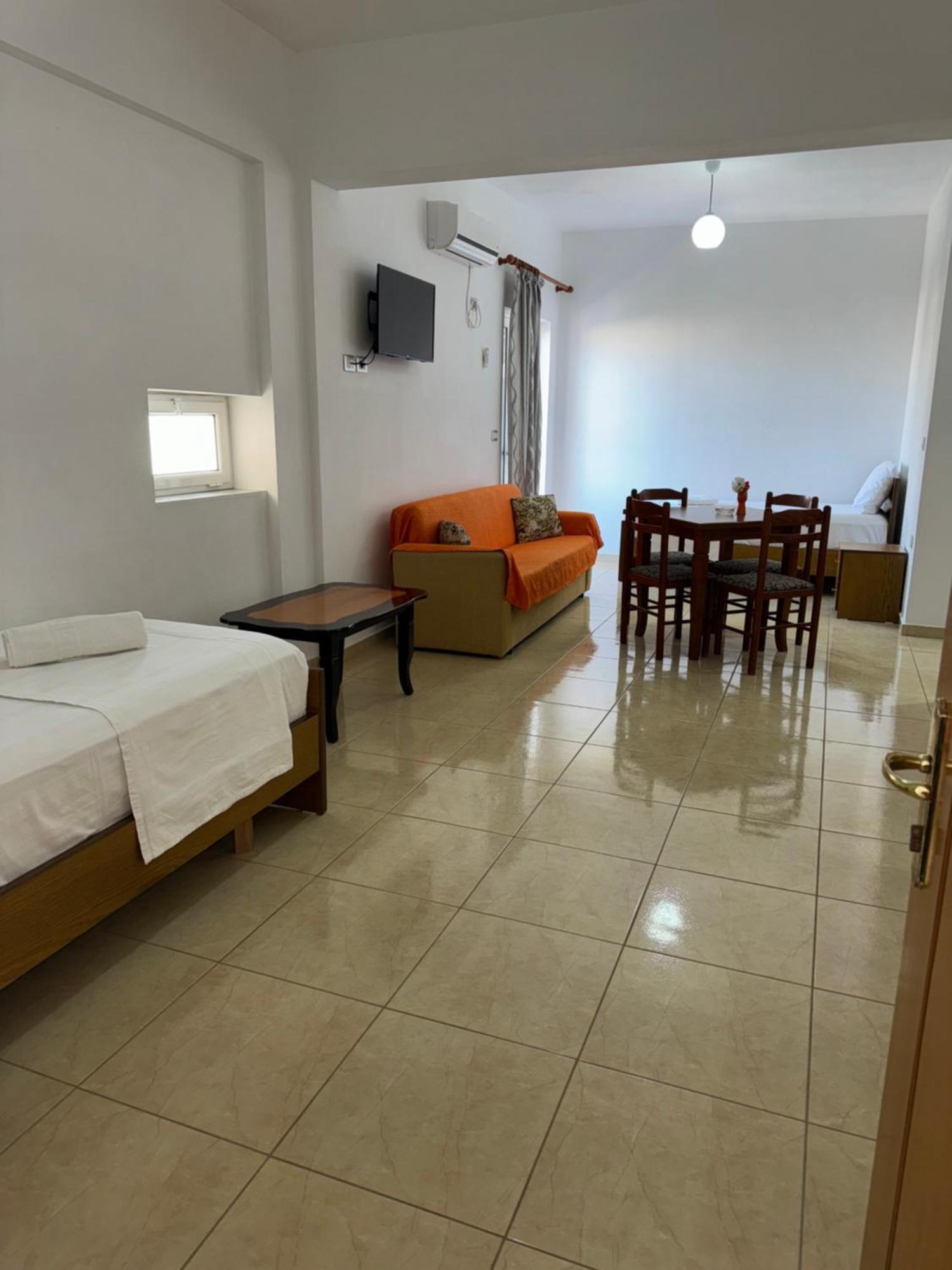 Aleksander Aparthotel Ksamil Ngoại thất bức ảnh