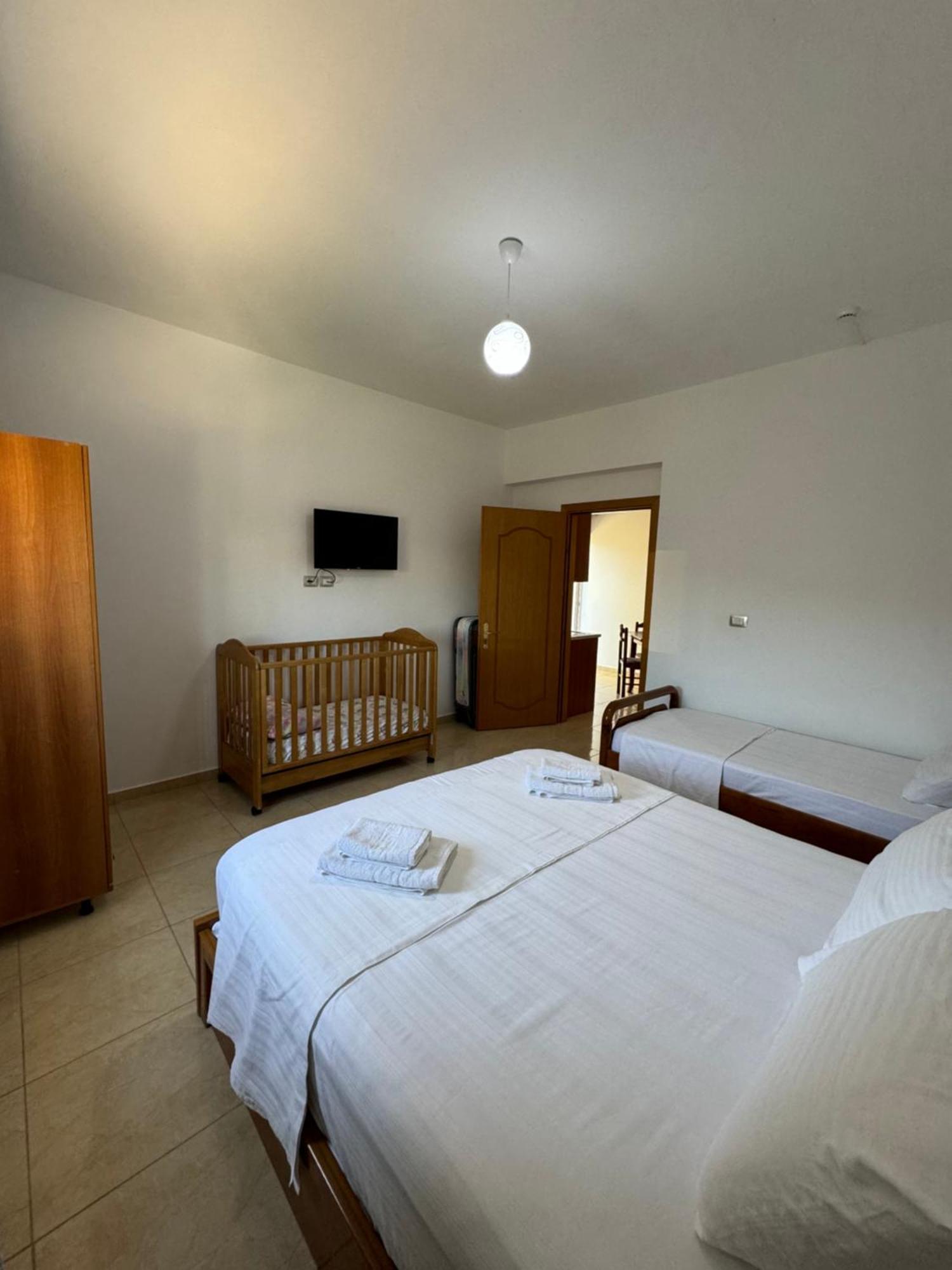 Aleksander Aparthotel Ksamil Ngoại thất bức ảnh