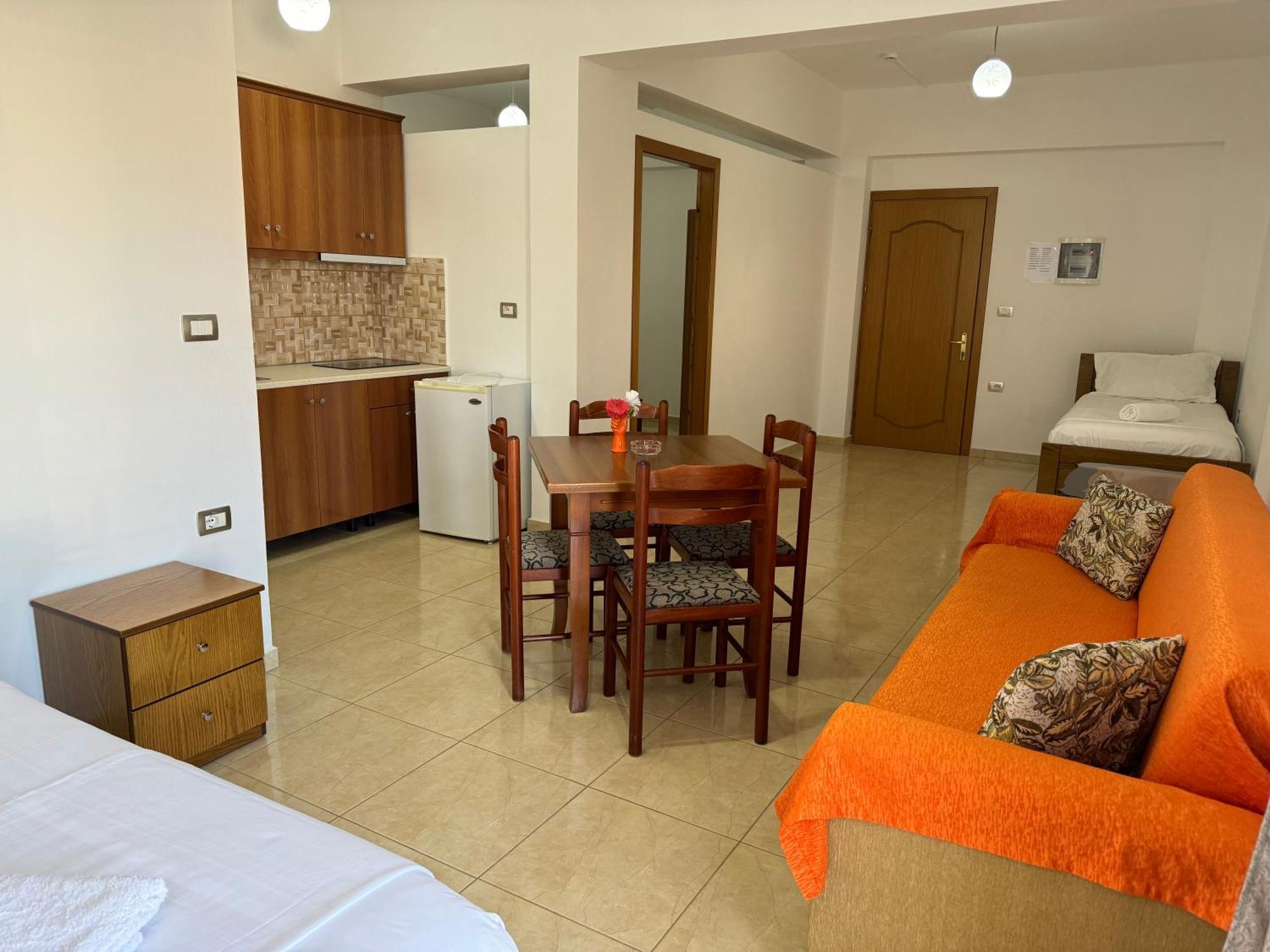 Aleksander Aparthotel Ksamil Ngoại thất bức ảnh