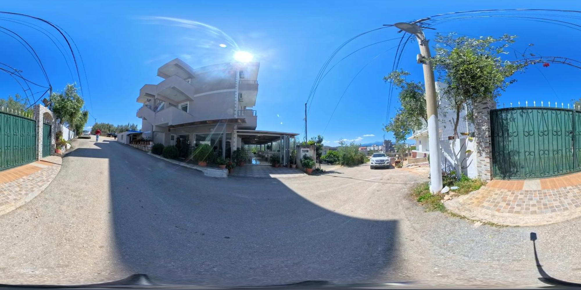 Aleksander Aparthotel Ksamil Ngoại thất bức ảnh
