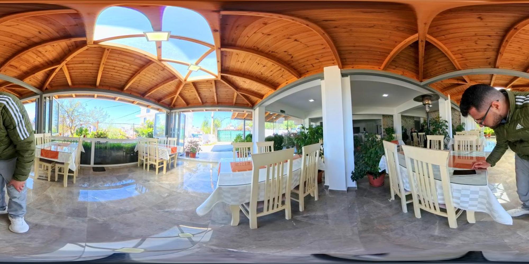 Aleksander Aparthotel Ksamil Ngoại thất bức ảnh