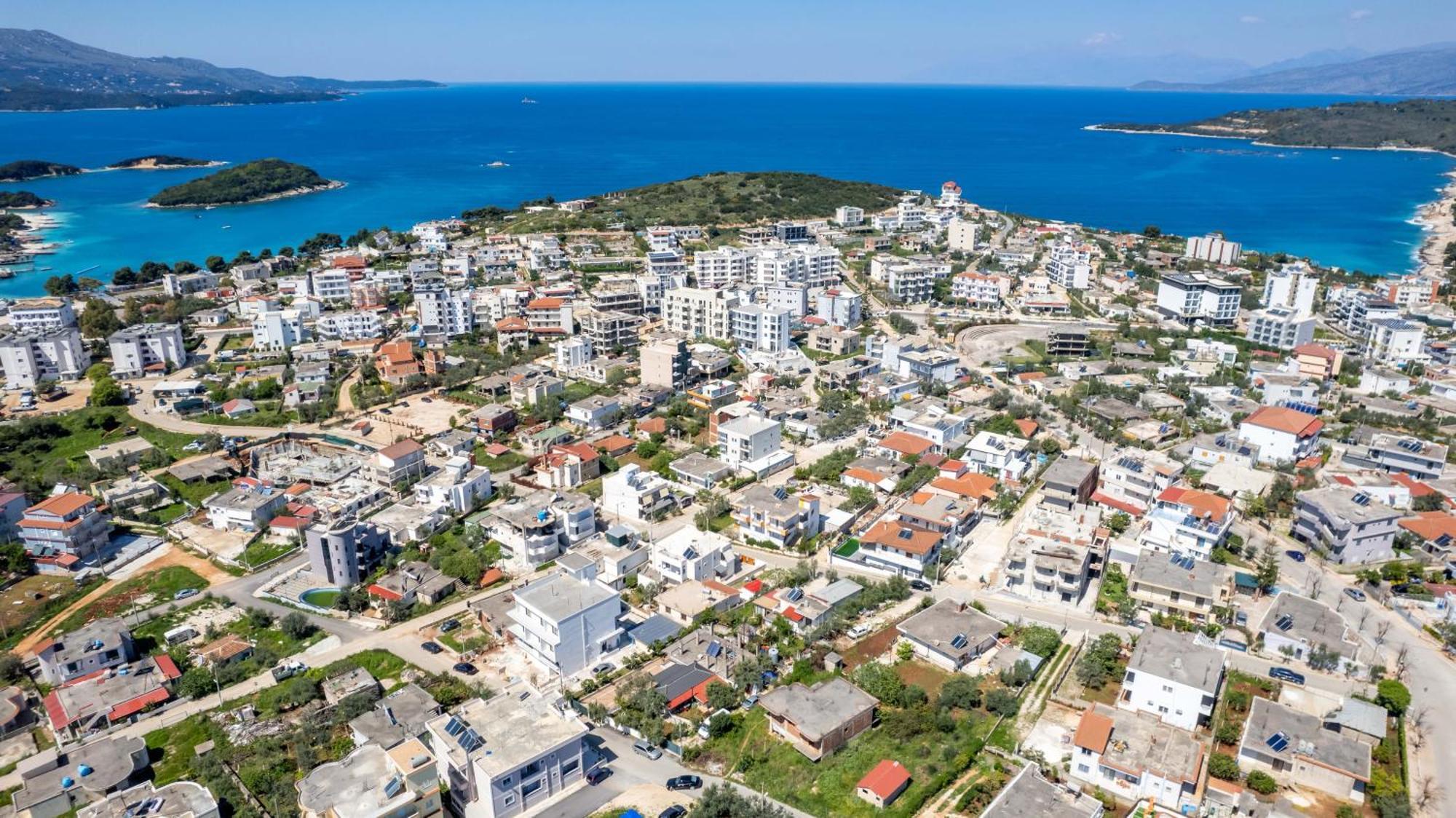 Aleksander Aparthotel Ksamil Ngoại thất bức ảnh