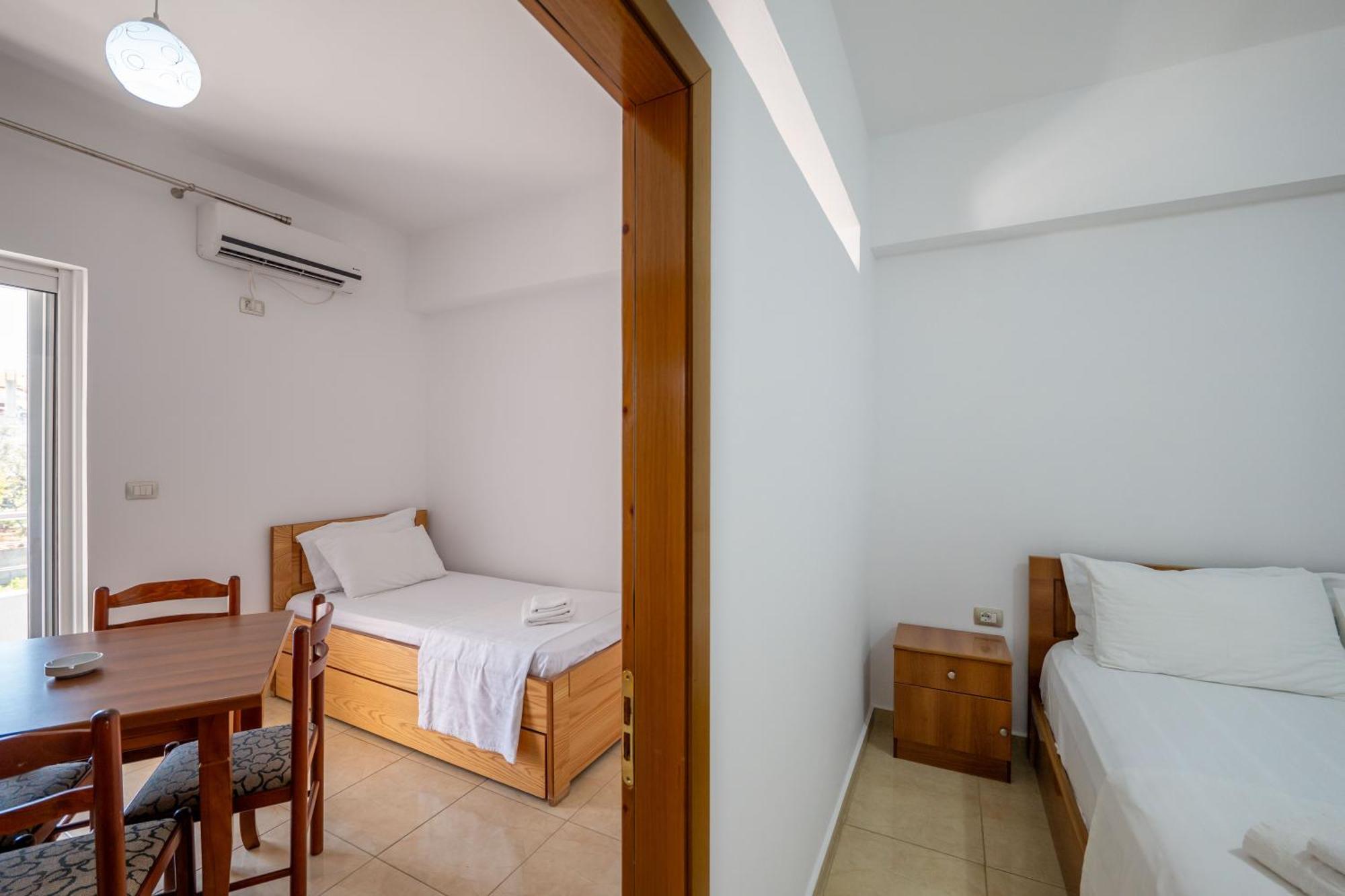 Aleksander Aparthotel Ksamil Ngoại thất bức ảnh