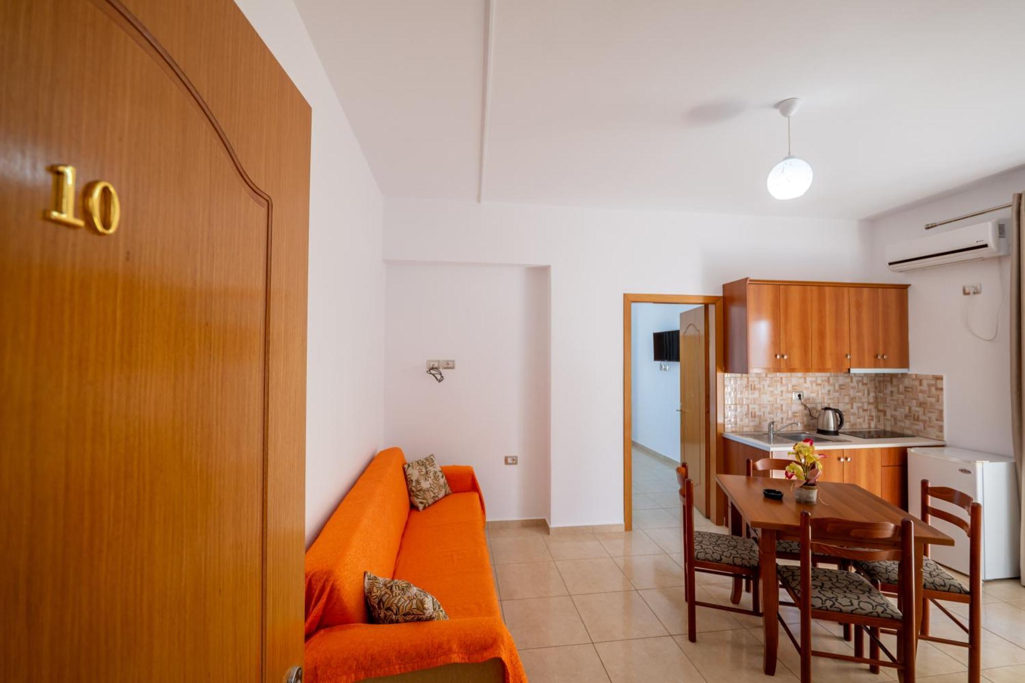 Aleksander Aparthotel Ksamil Ngoại thất bức ảnh