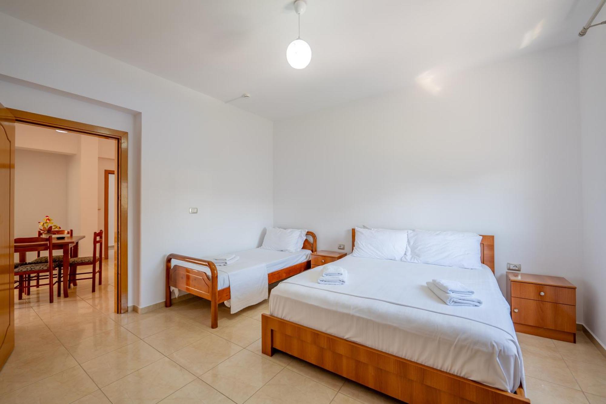 Aleksander Aparthotel Ksamil Ngoại thất bức ảnh